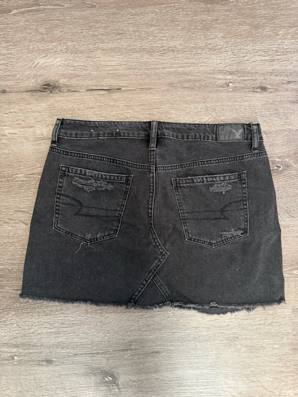 American Eagle Outfitters Black Distressed Denim Mini Skirt - Picture 2 of 3